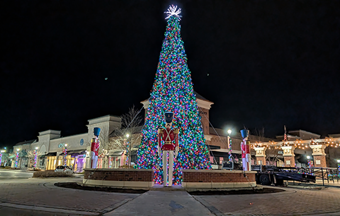 Shadow Lake Towne Center Annual Christmas Tree Lighting and Holiday Parade