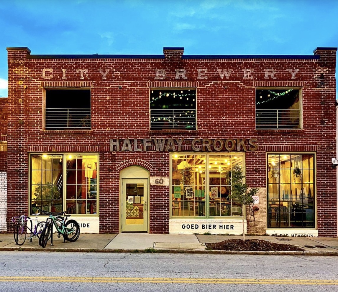 Halfway Crooks Beer Summerhill