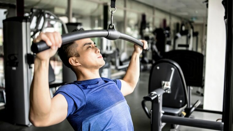💪 12 Best Lat Pulldown Alternatives for a Wide Back