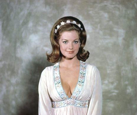 Faye Dunaway classic 1968 portrait