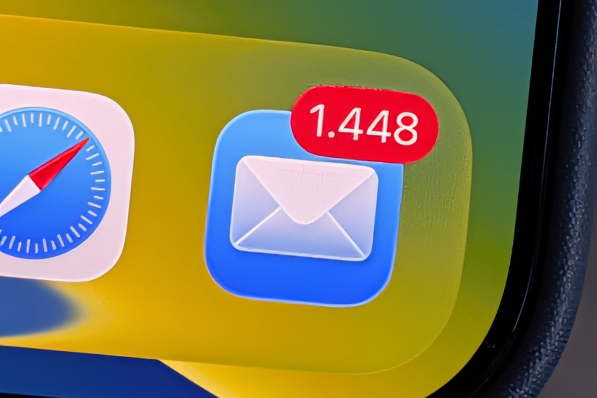 The future of journalism is emails like this