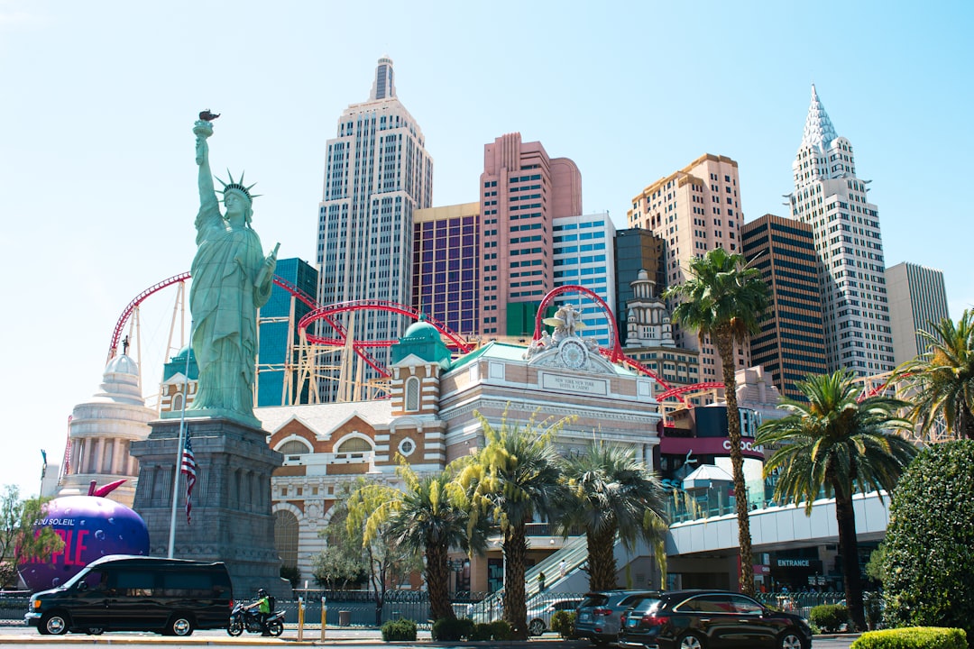 Las Vegas Flight Deals - Fly to San Francisco for Just $25 Round-Trip