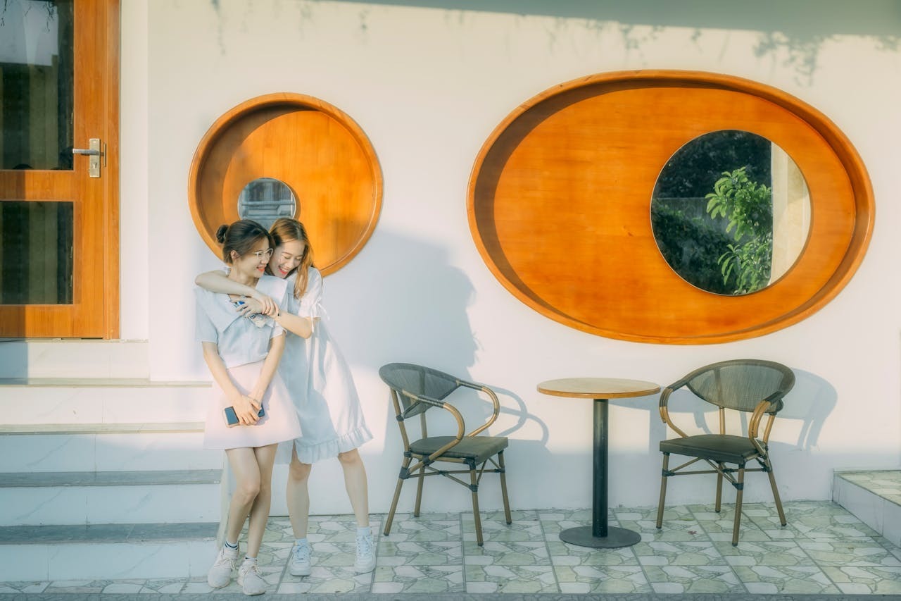 Nov 4 10 Social Anxiety Hacks to Help You Start a Conversation