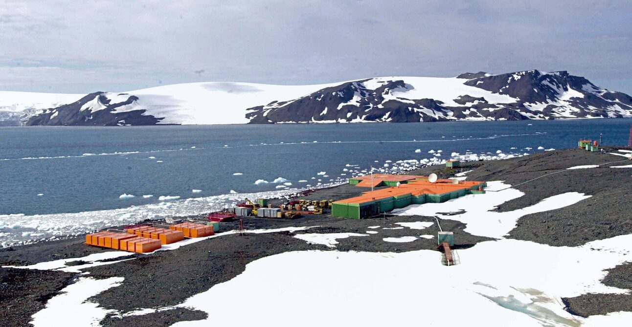 Brazil to inaugurate new Antarctica research base, but funding worries ...