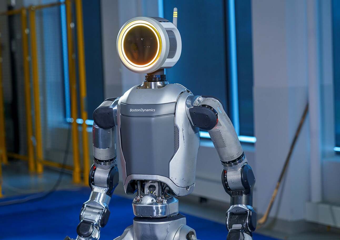 Boston Dynamics’ Atlas humanoid robot goes electric