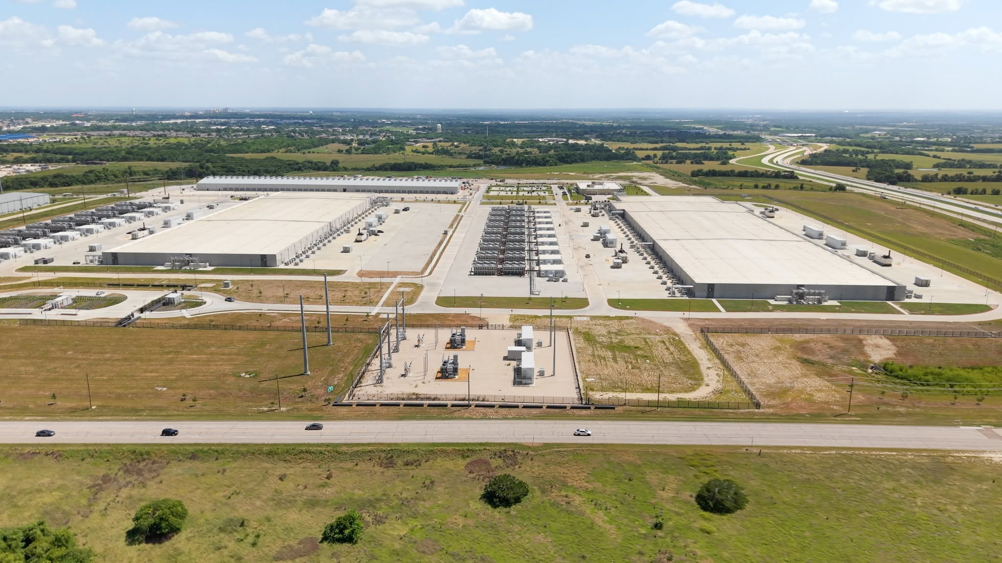 Aerial photograph of Meta’s Temple data center campus