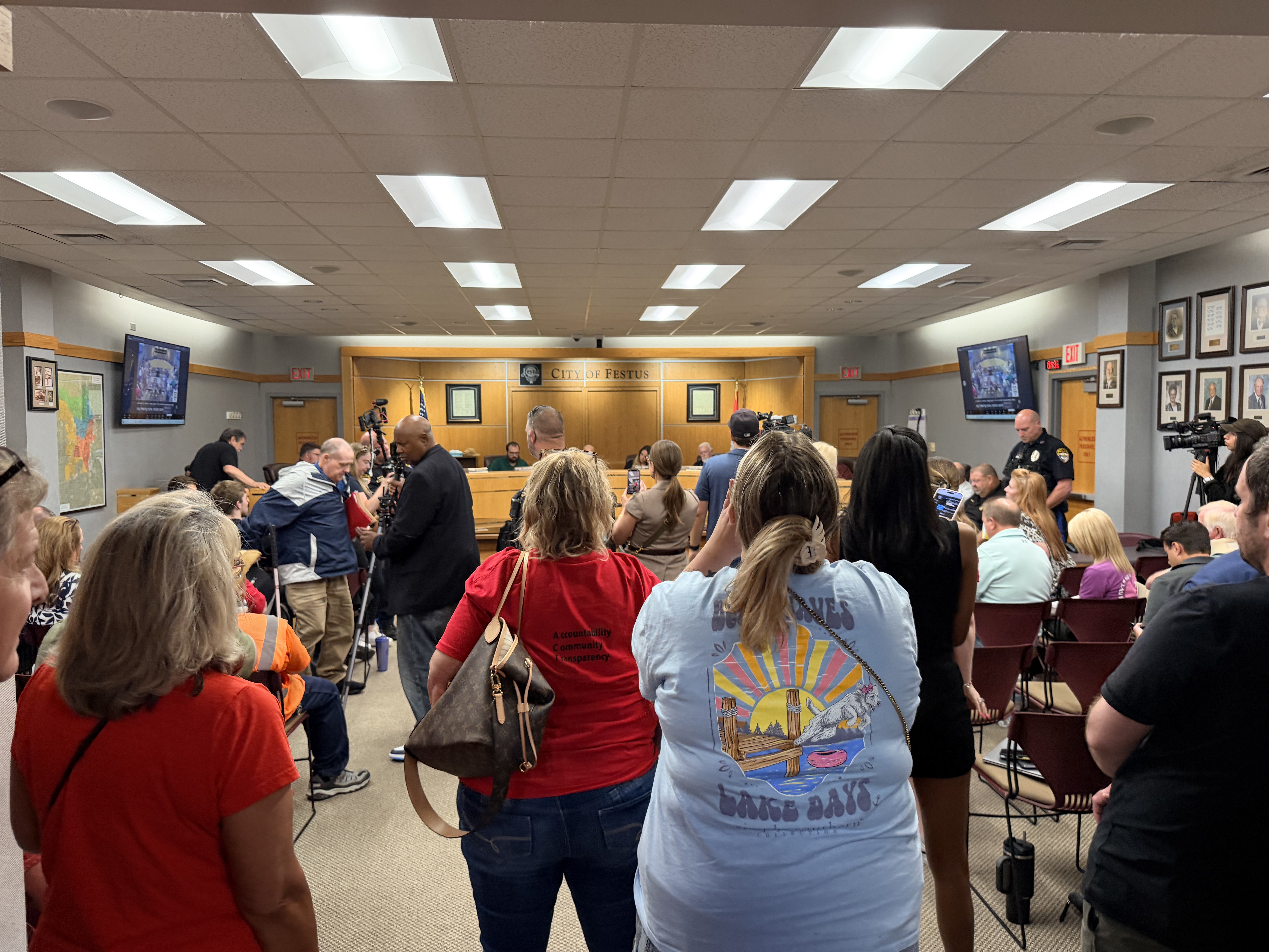Festus City Council recall meeting
