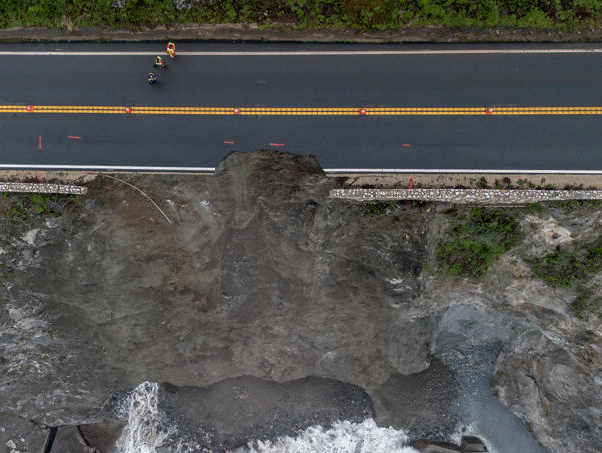 Chunk of California's iconic Highway 1 falls off cliff into Pacific