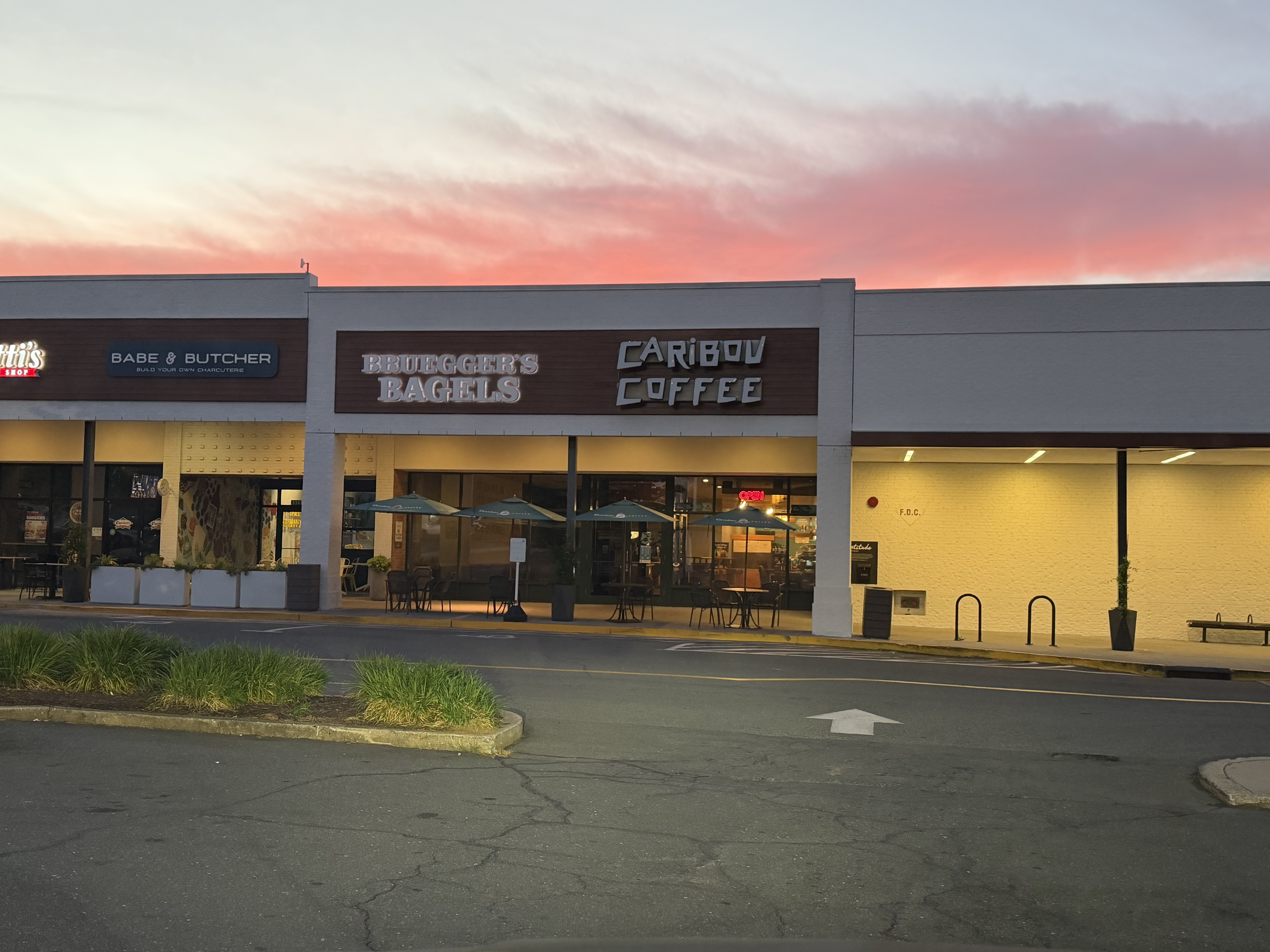 Caribou Coffee at Park Road Shopping Center to close