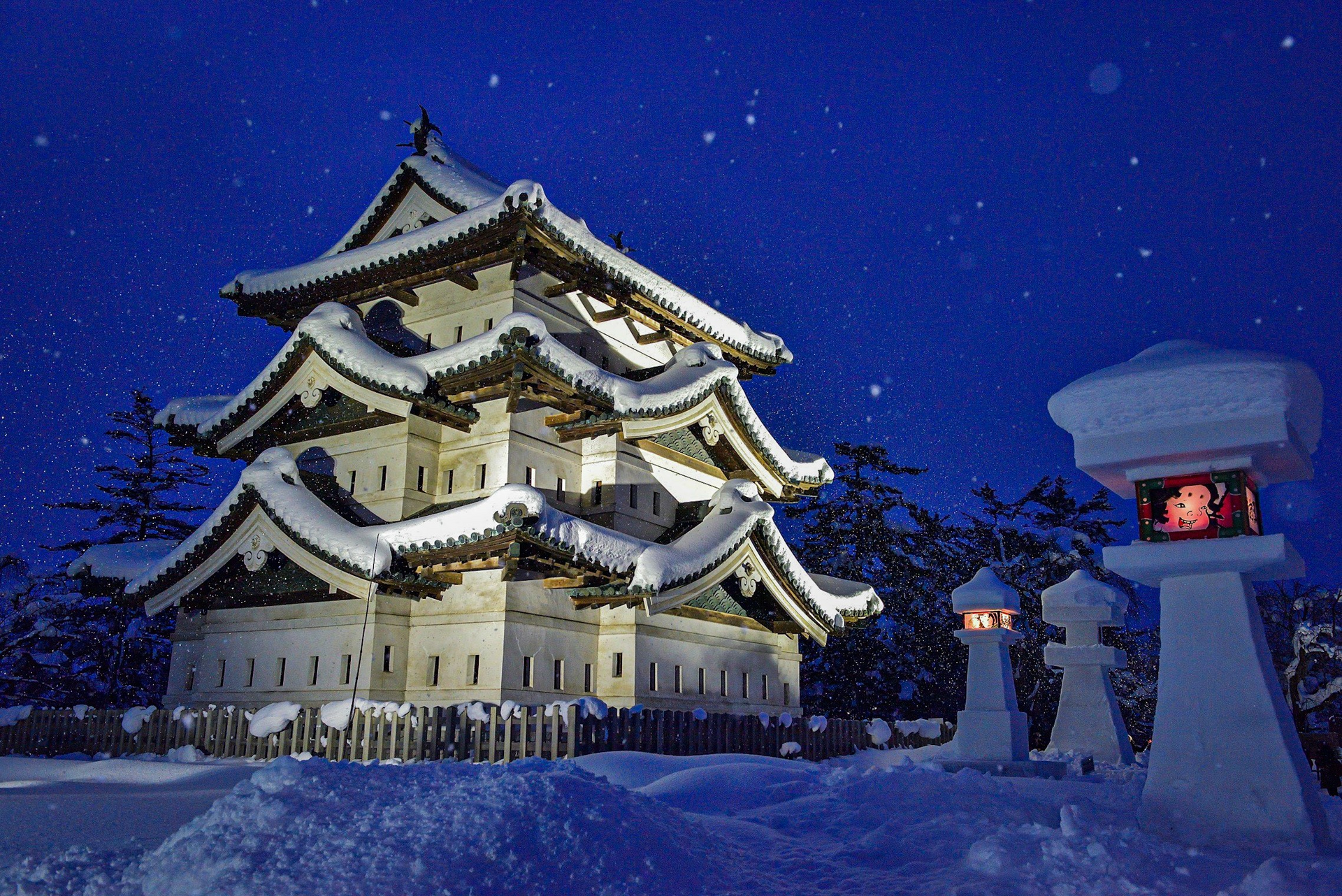 The Ice Lanterns of Hirosaki