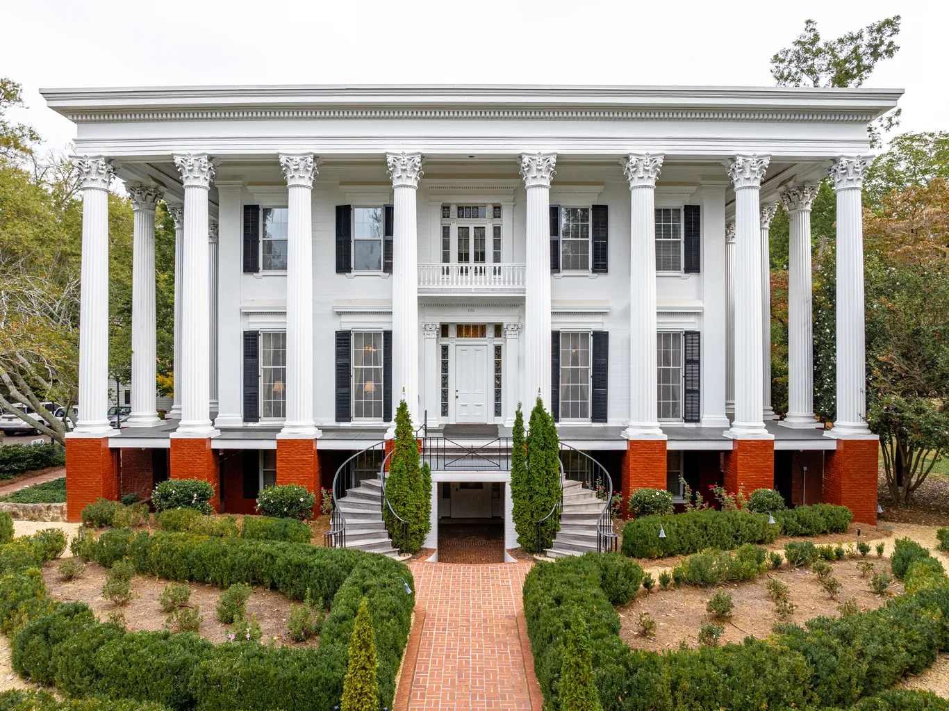 🏠 Why the UGA President's house is being sold off
