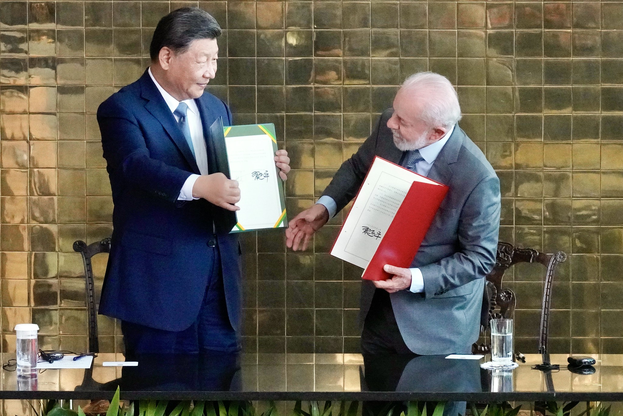Lula and Xi talk, and the West keeps writing Beijing's script