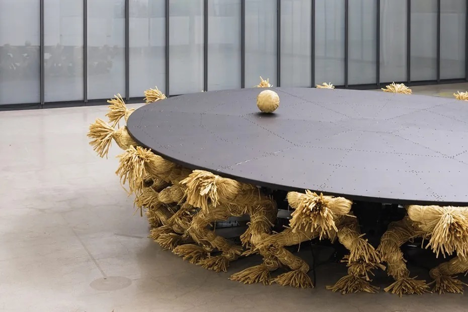 GoGet ART | “Round Table” 