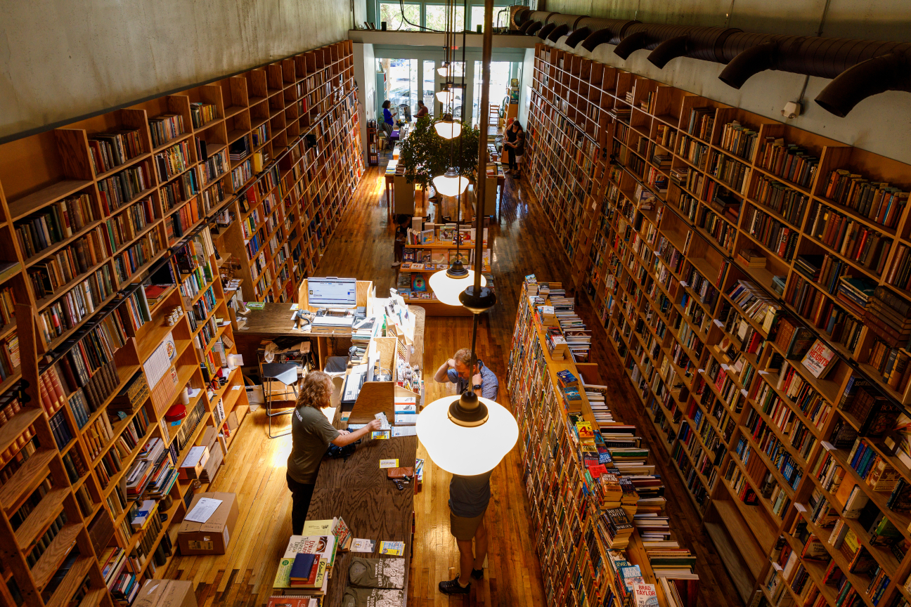 📚 Win free books for a year (from Book Tavern)