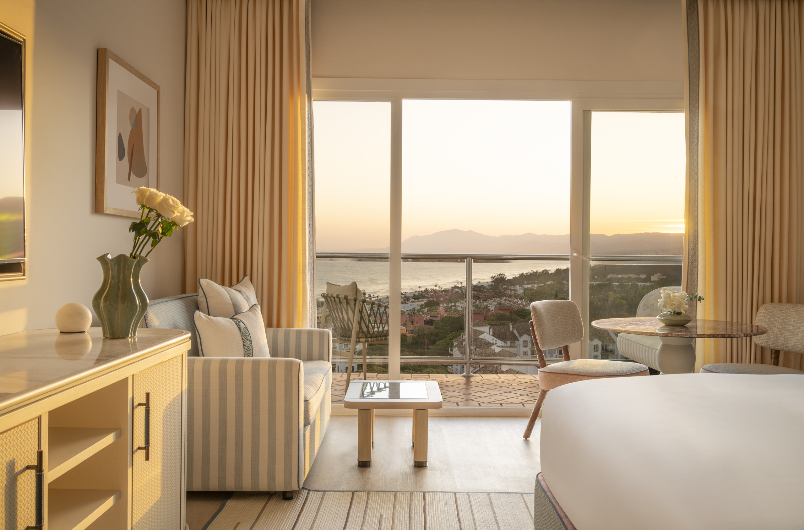 HAP WEEKLY—Where to Spend Your Wedding Night in NYC