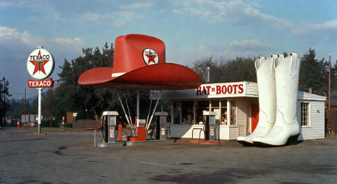 Hat n’ Boots Texaco on Route 99, Seattle, 1977