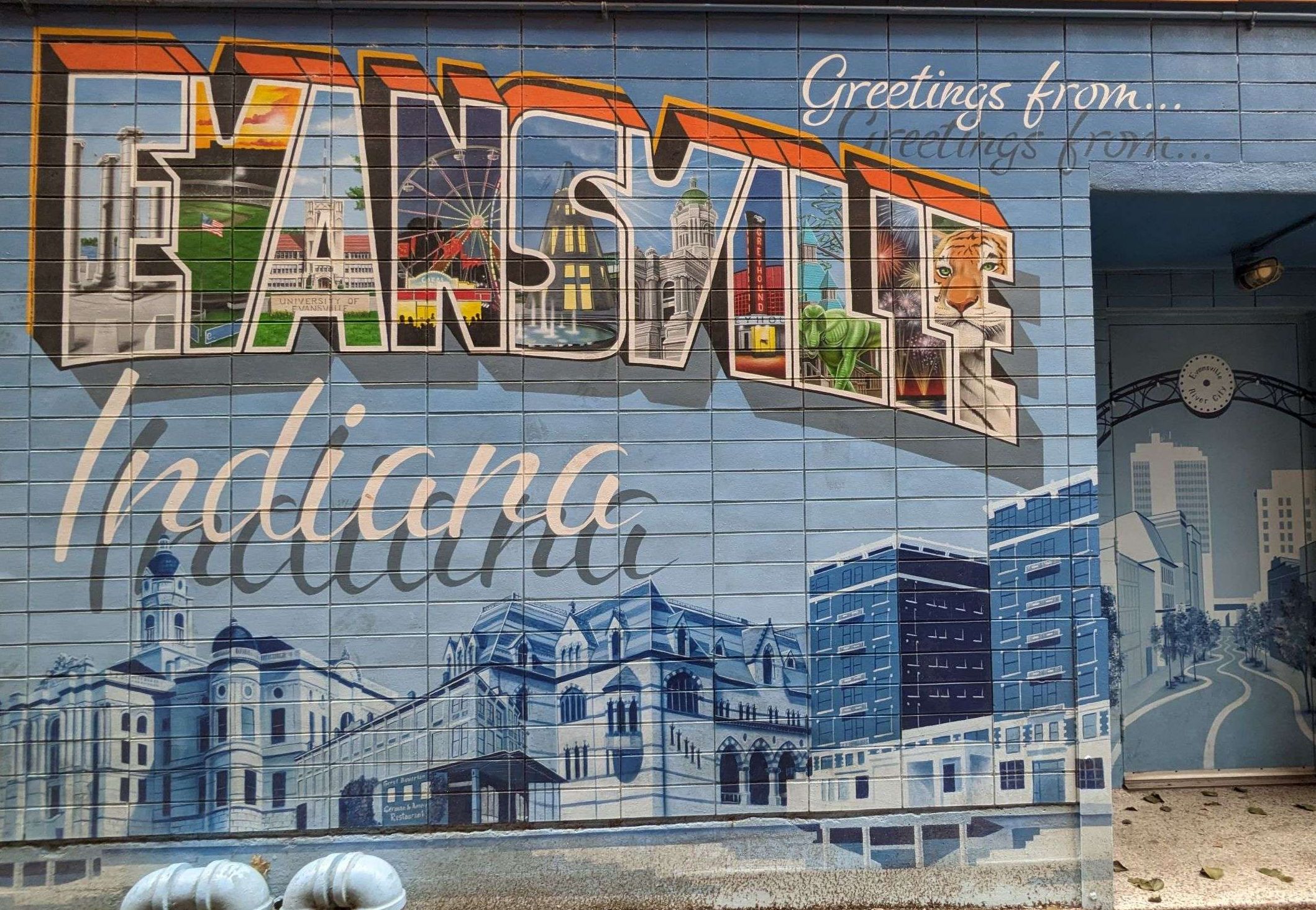 Selfie Alley mural in downtown Evansville