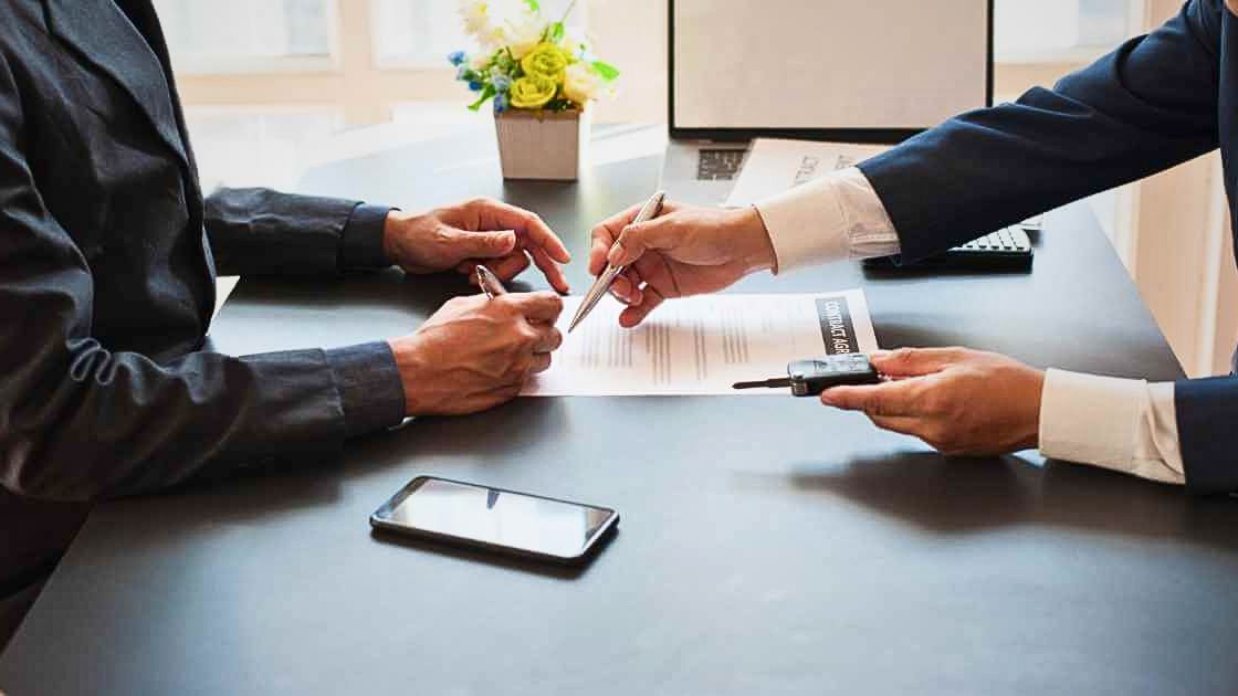 Kia, Toyota look to enforce broker policies amid industry debate