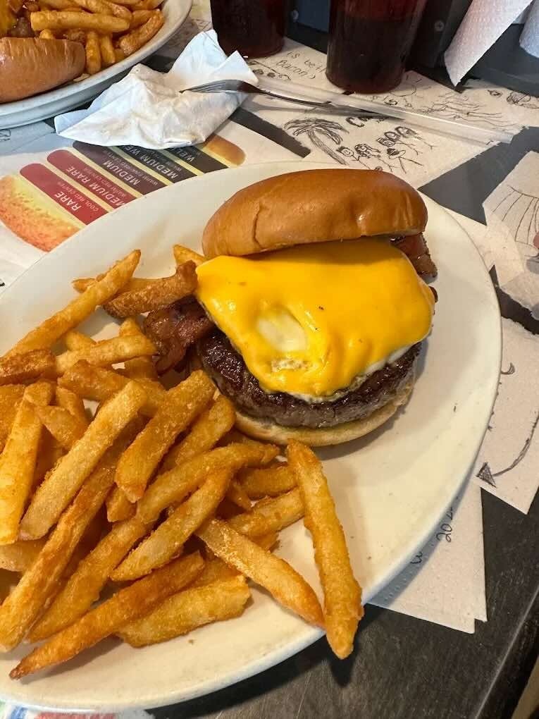 Cheeseburger at Brooks Burgers in Naples