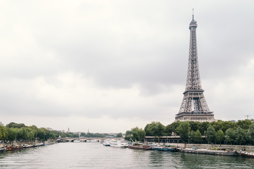 UK Regional Airports to Paris for £21?