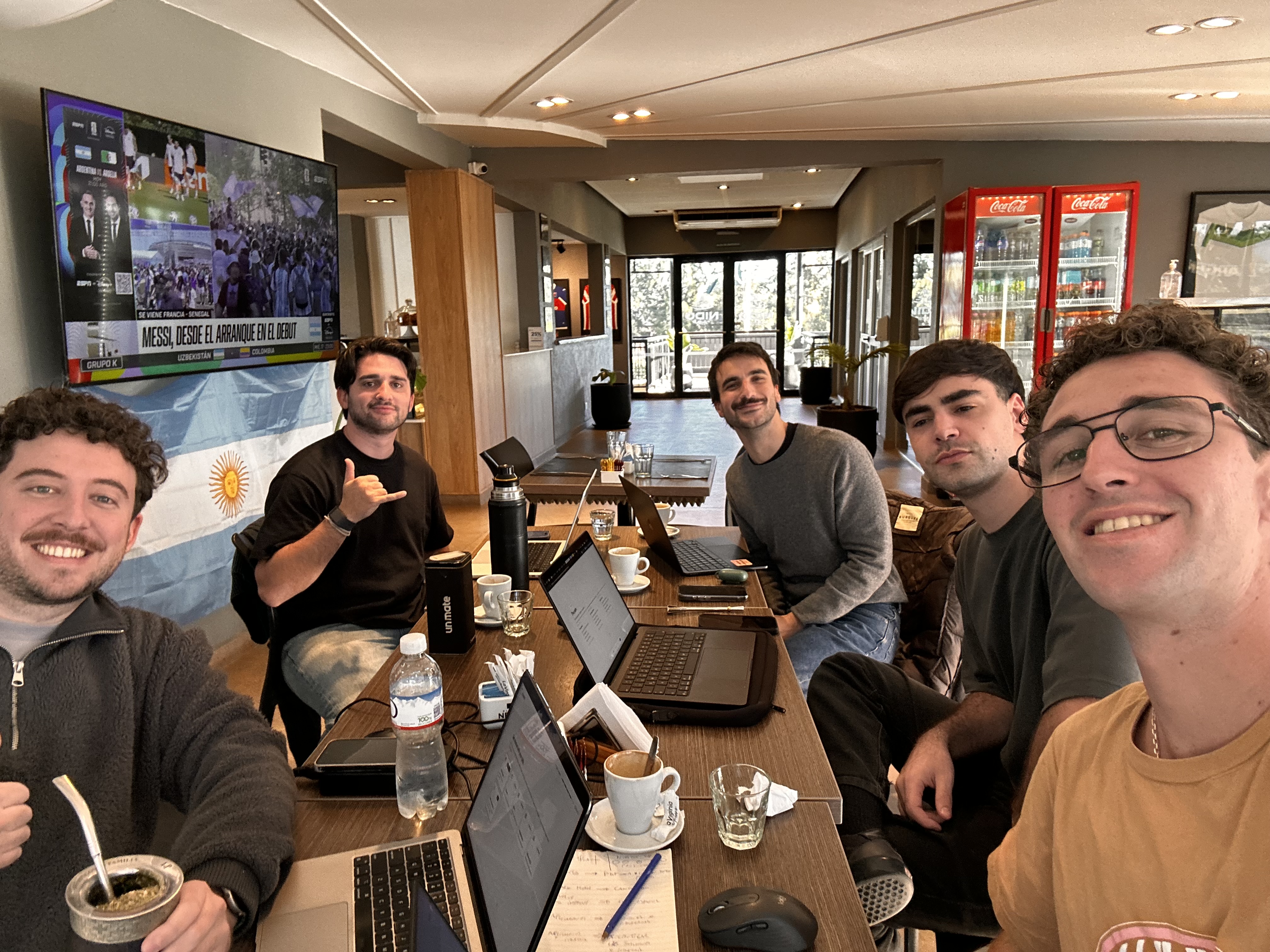 Un cowork de Nordelta Tech: la mesa llena, la comunidad