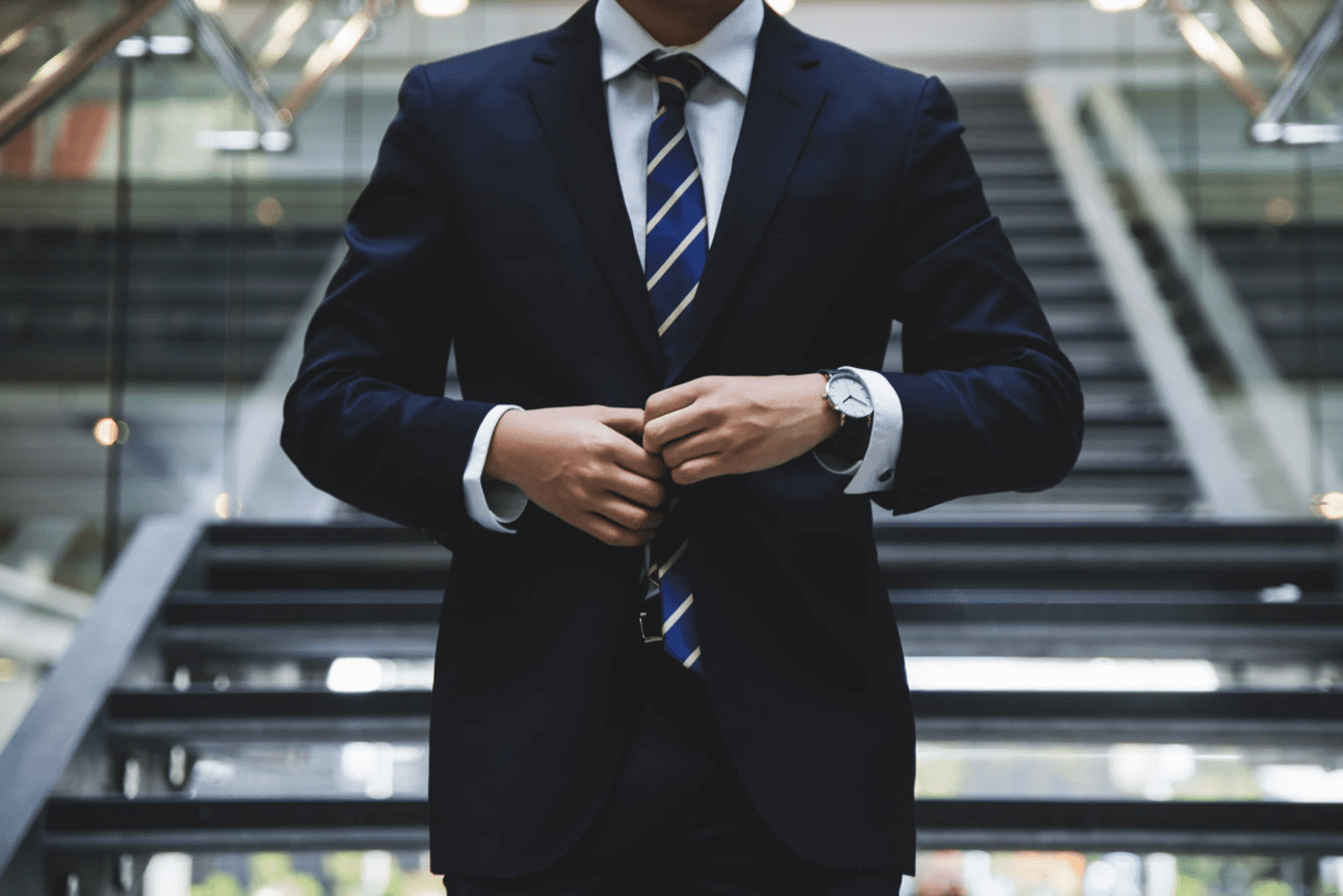 best dress shirts investment banking Point Traveler Dress Shirts