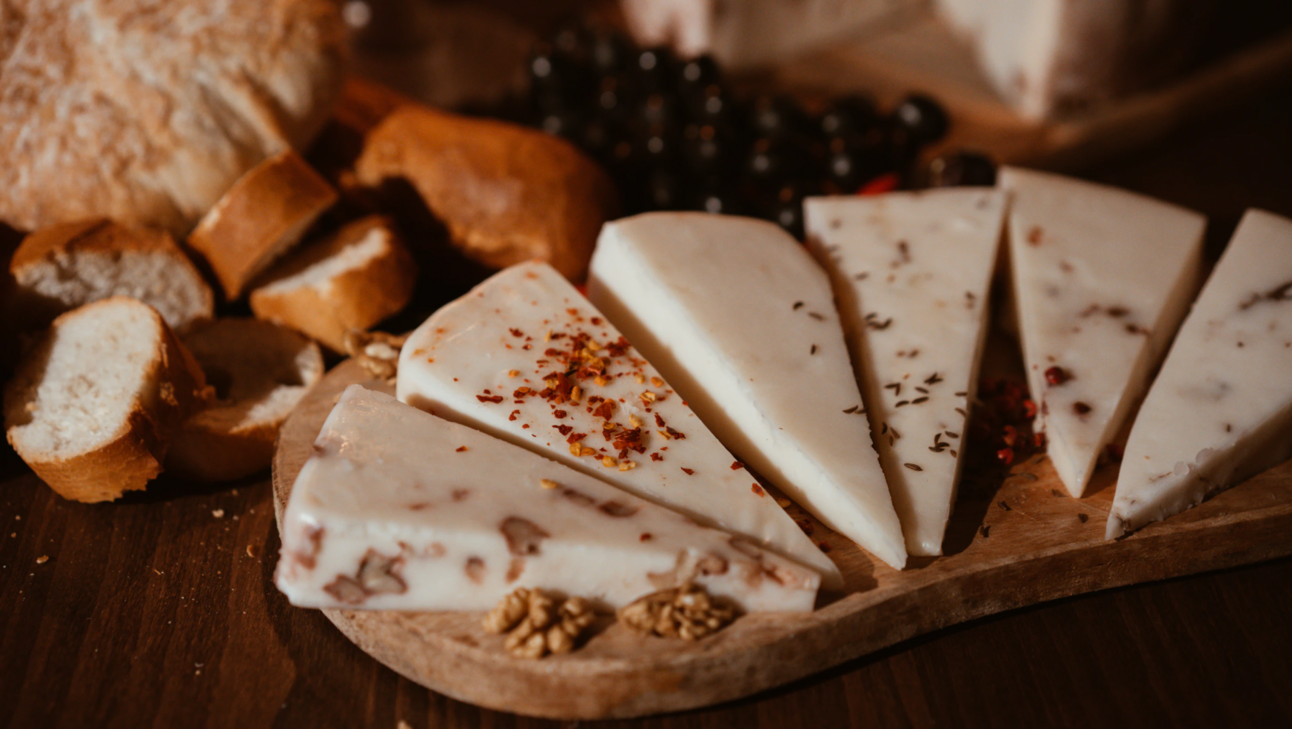 T-Pain releases ‘Get Low’, Cheese Bandits, Canada’s nuclear ambitions and Amazon launches Haul