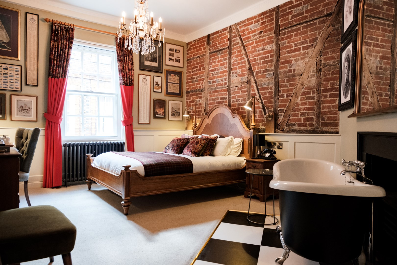 A guest room at The Wykeham Arms