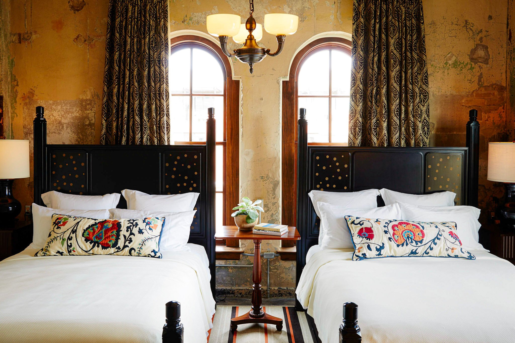 Guest bedroom at Hotel Emma