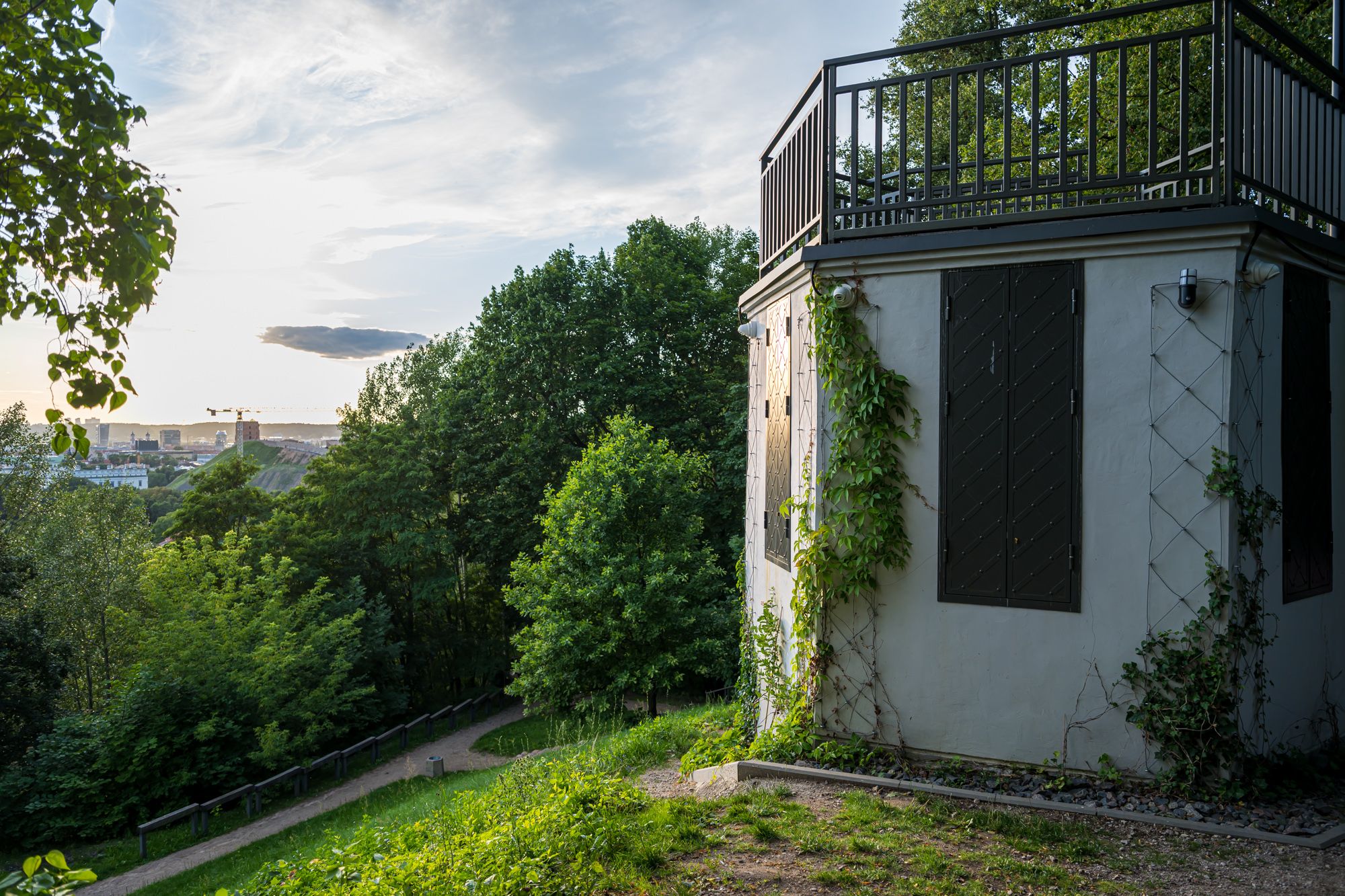 Atvertas paslaptingasis Altanos kalno bokštas