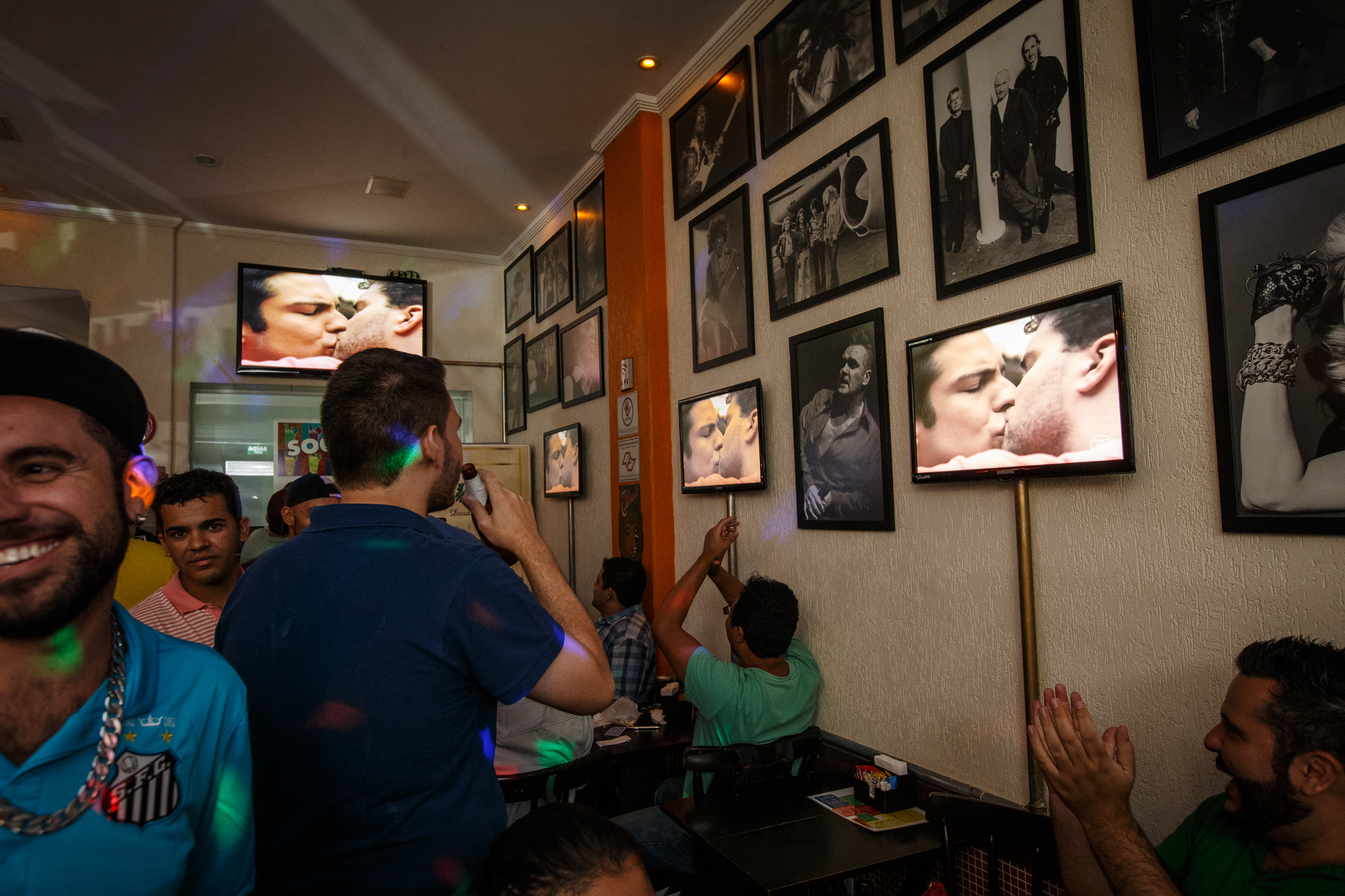 Globo may have shrunk, but it still towers over competitors