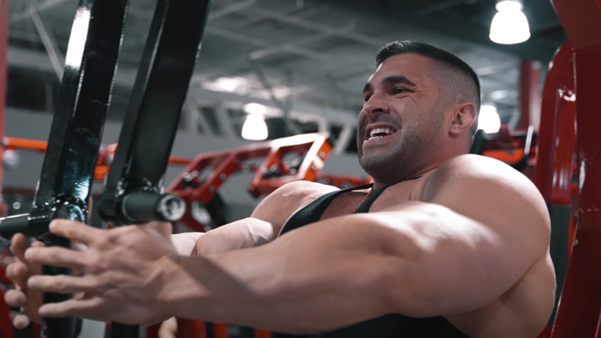 💪 9 Smaller Bodybuilders Who Were Absolute "Giant Killers"