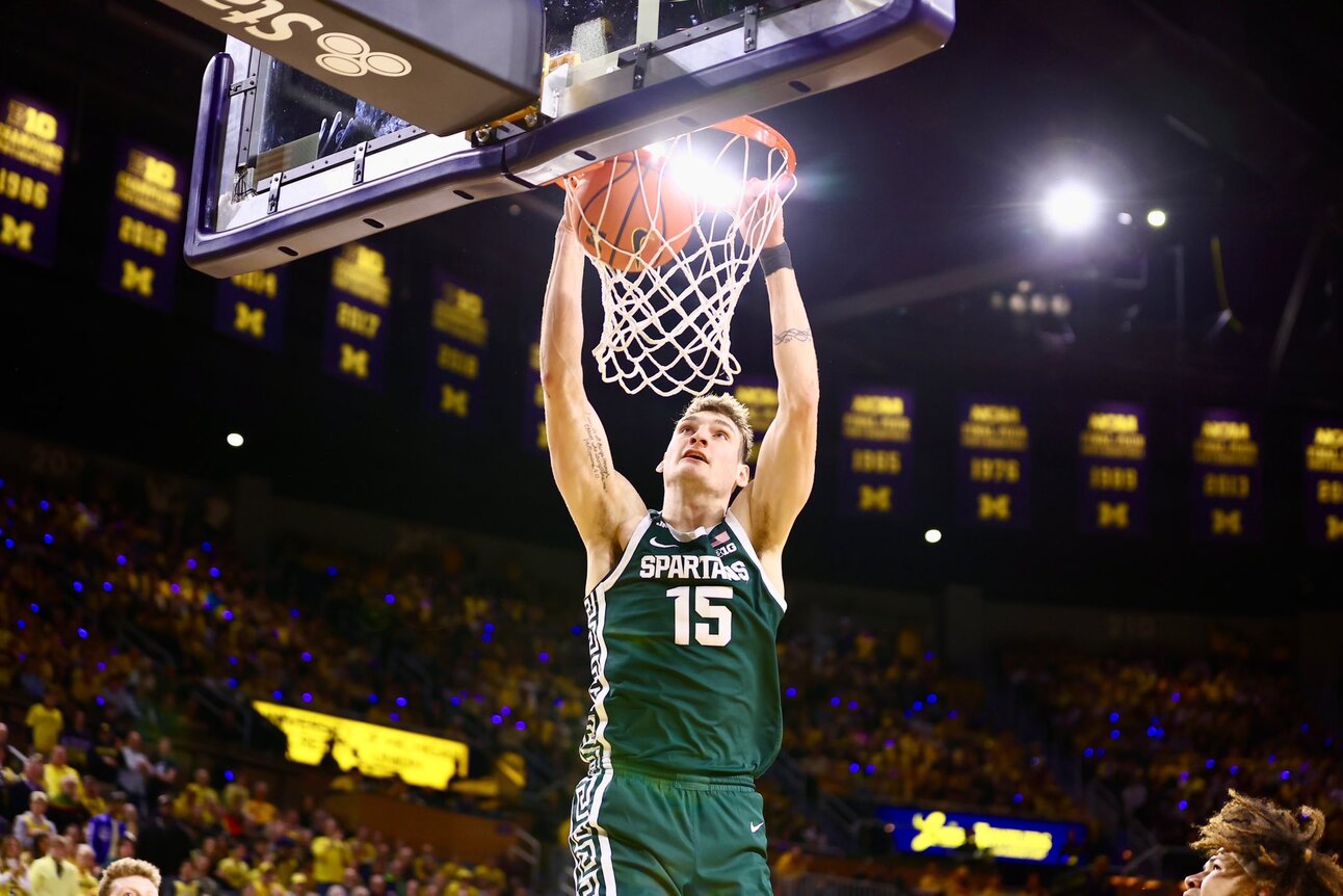 dunk spartans
