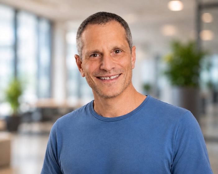 Exclusive: Ex-Goldman Tech Chief, Investor Taking On ‘Fragmented' Wall Street Wealth Model With AI-Native Platform