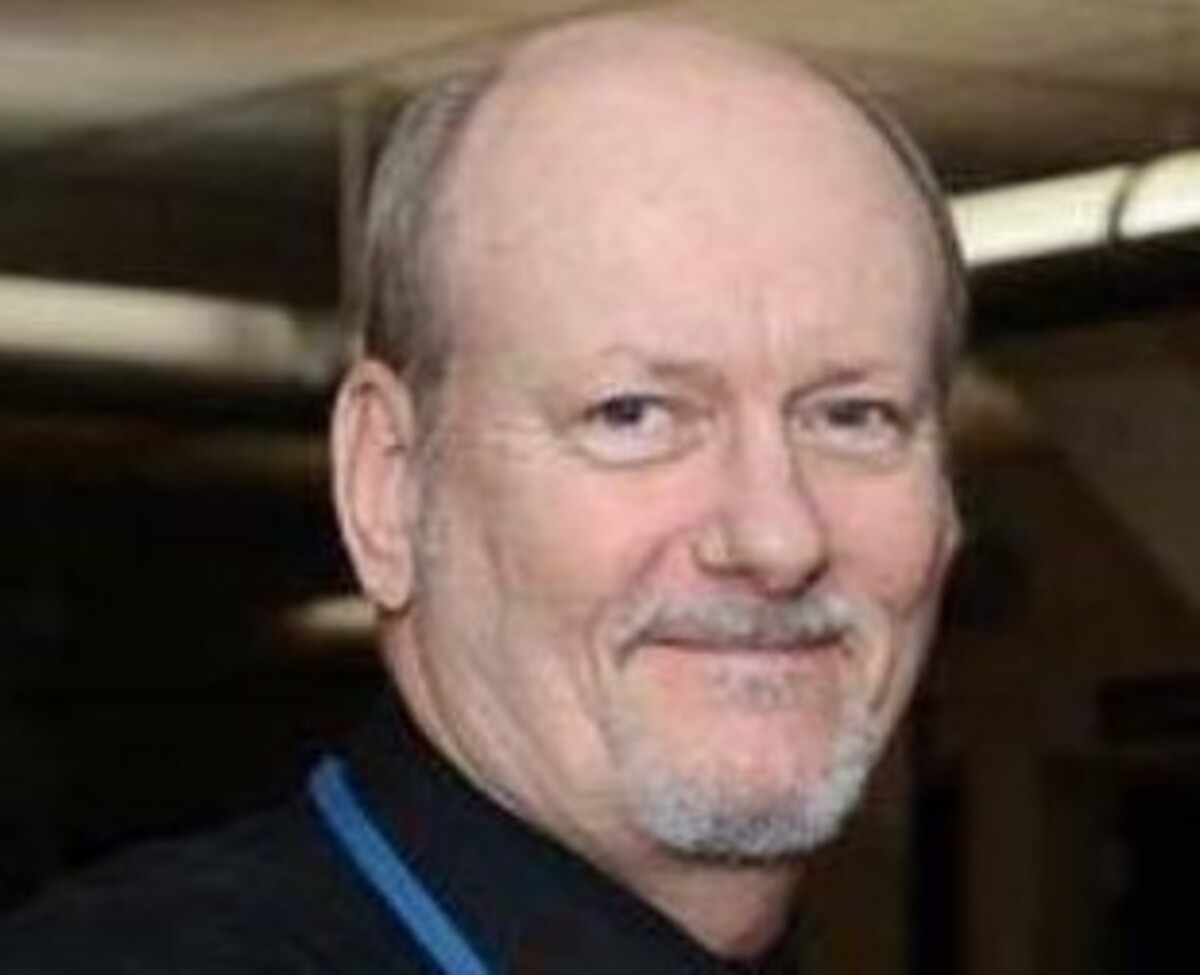 Mike Dunbar