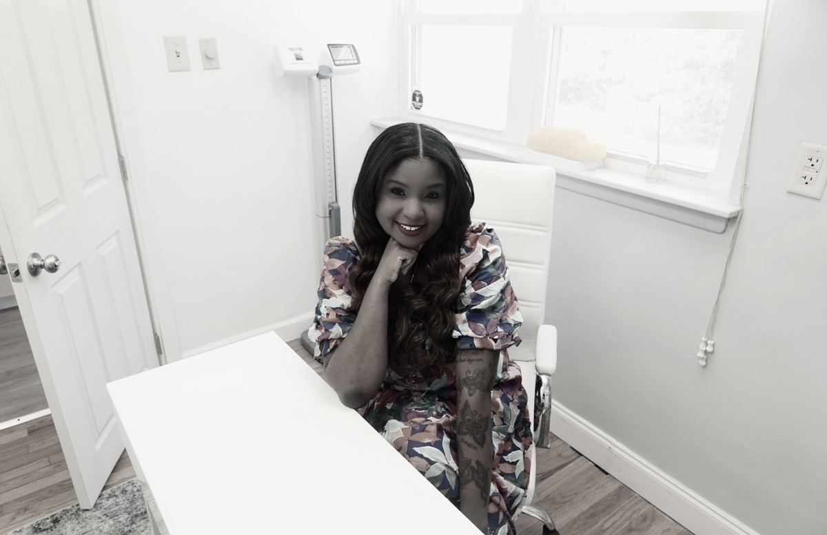 Katie T·Mayes